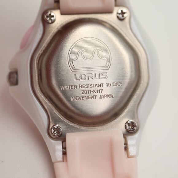 NOS Lorus Pink Analog 29mm Watch Backlight Silicone Strap New in Package Working - Picture 9 of 12